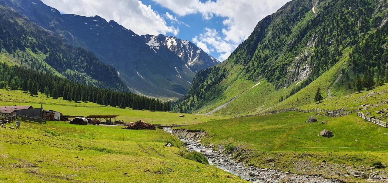 Gastehaus Landhaus Tyrol Hotel กรีส อิม เซลเรน ภายนอก รูปภาพ