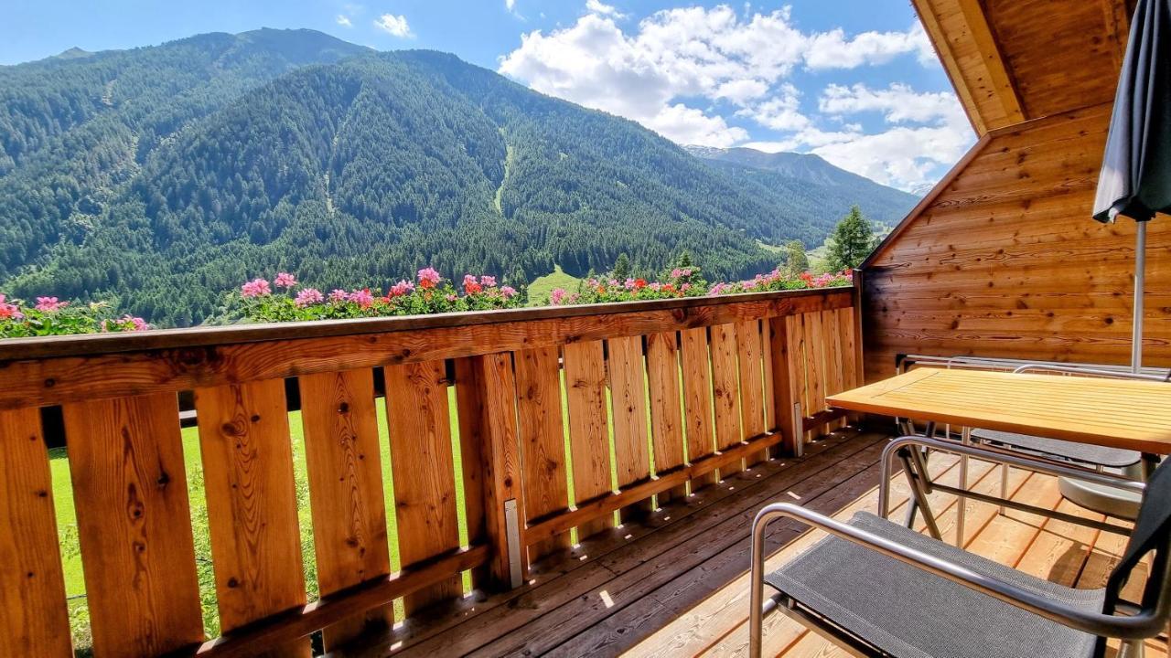 Gaestehaus Landhaus Tyrol กรีส อิม เซลเรน ภายนอก รูปภาพ