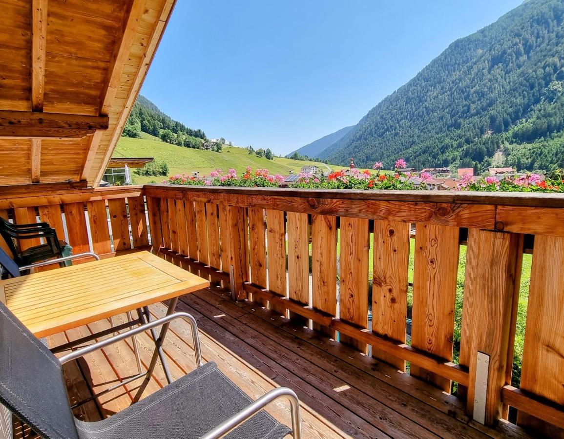 Gaestehaus Landhaus Tyrol กรีส อิม เซลเรน ภายนอก รูปภาพ