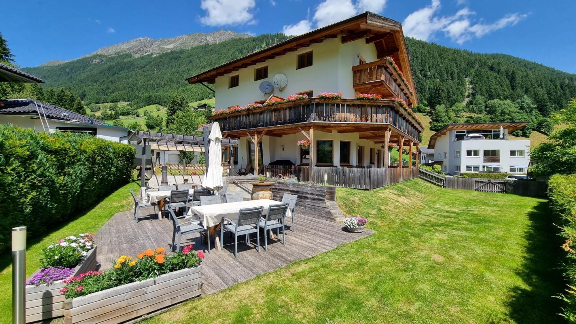 Gaestehaus Landhaus Tyrol กรีส อิม เซลเรน ภายนอก รูปภาพ