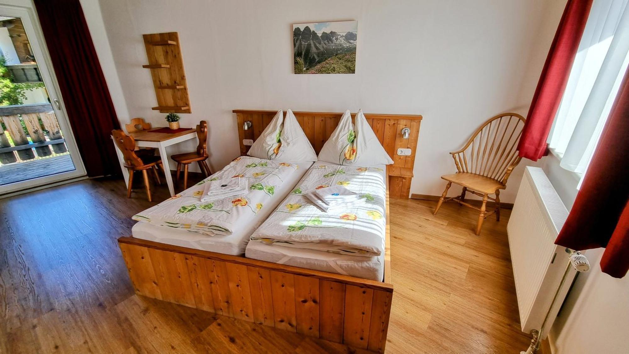 Gaestehaus Landhaus Tyrol กรีส อิม เซลเรน ภายนอก รูปภาพ