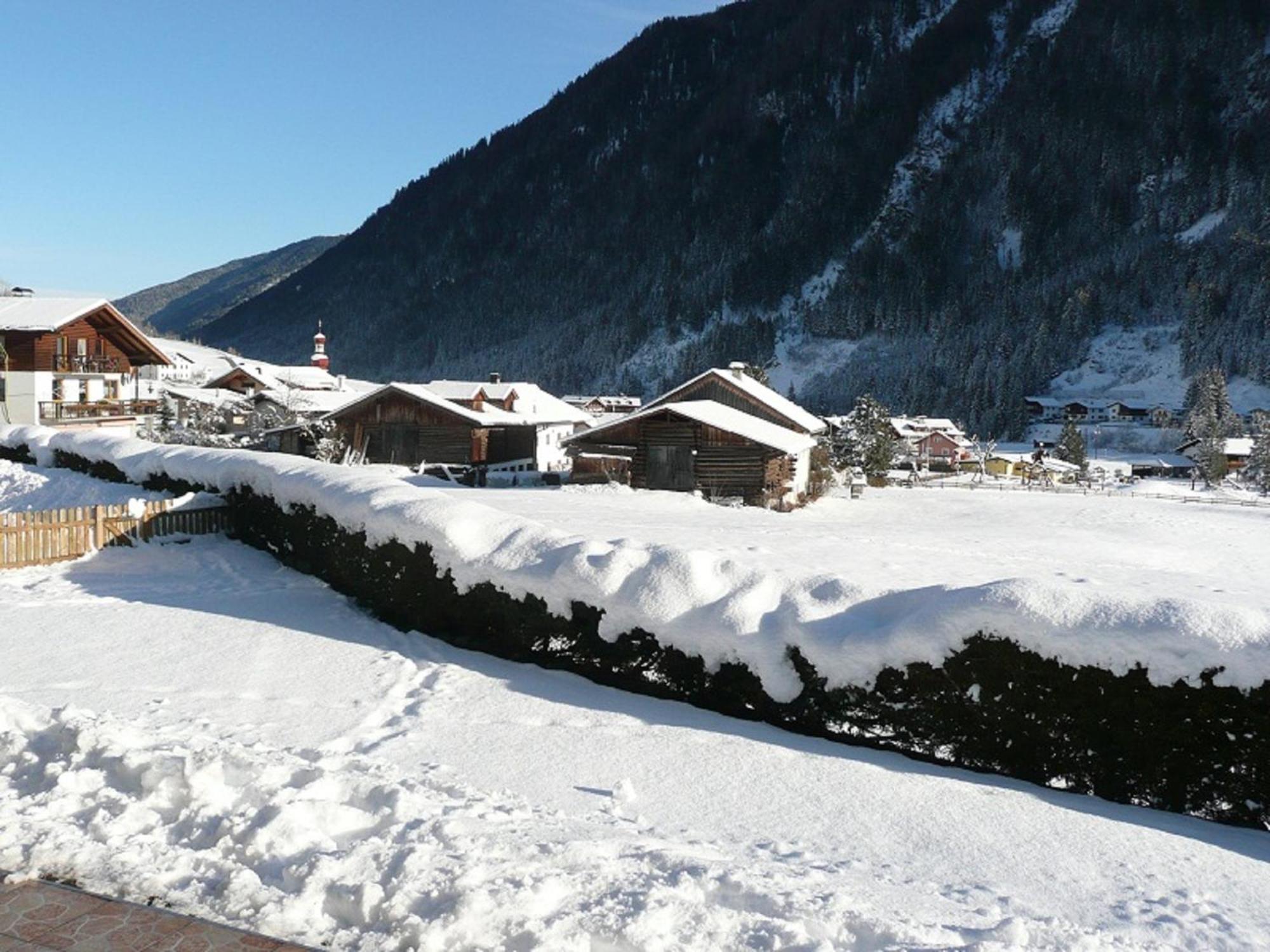 Gaestehaus Landhaus Tyrol กรีส อิม เซลเรน ภายนอก รูปภาพ