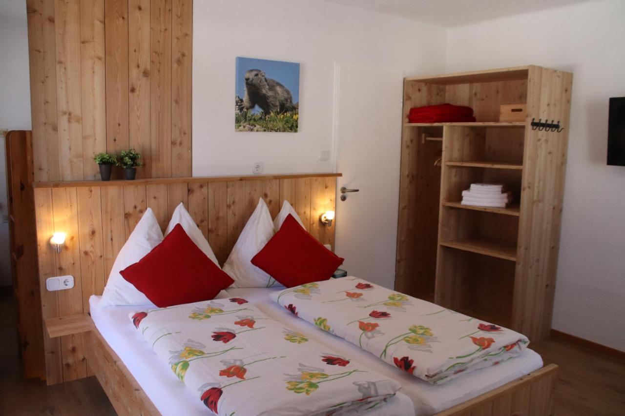 Gaestehaus Landhaus Tyrol กรีส อิม เซลเรน ภายนอก รูปภาพ