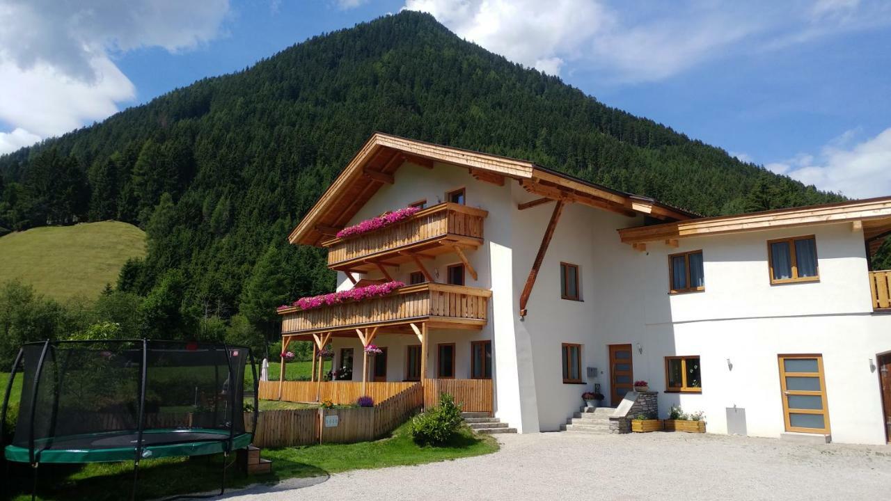 Gaestehaus Landhaus Tyrol กรีส อิม เซลเรน ภายนอก รูปภาพ